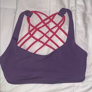 lululemon sports bra